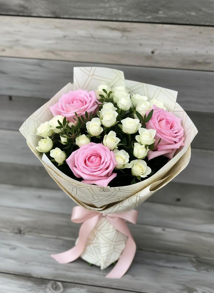 Букет цветов из: Розы в Сосново Ленинградская область