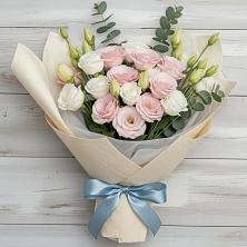 Букет цветов из:  Лизиантусы в Сосново Ленинградская область