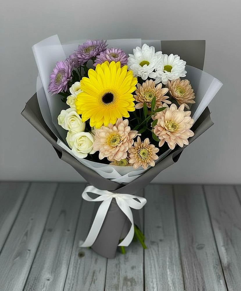 Букет цветов из: Розы, Герберы и Хризантемы в Сосново Ленинградская область