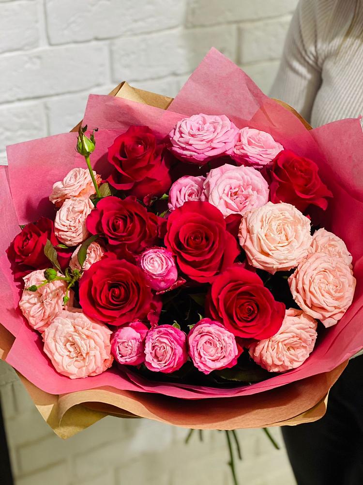 Букет цветов из: Розы в Сосново Ленинградская область