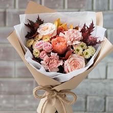 Букет цветов из:  Гвоздики, Хризантемы и Розы в Сосново Ленинградская область