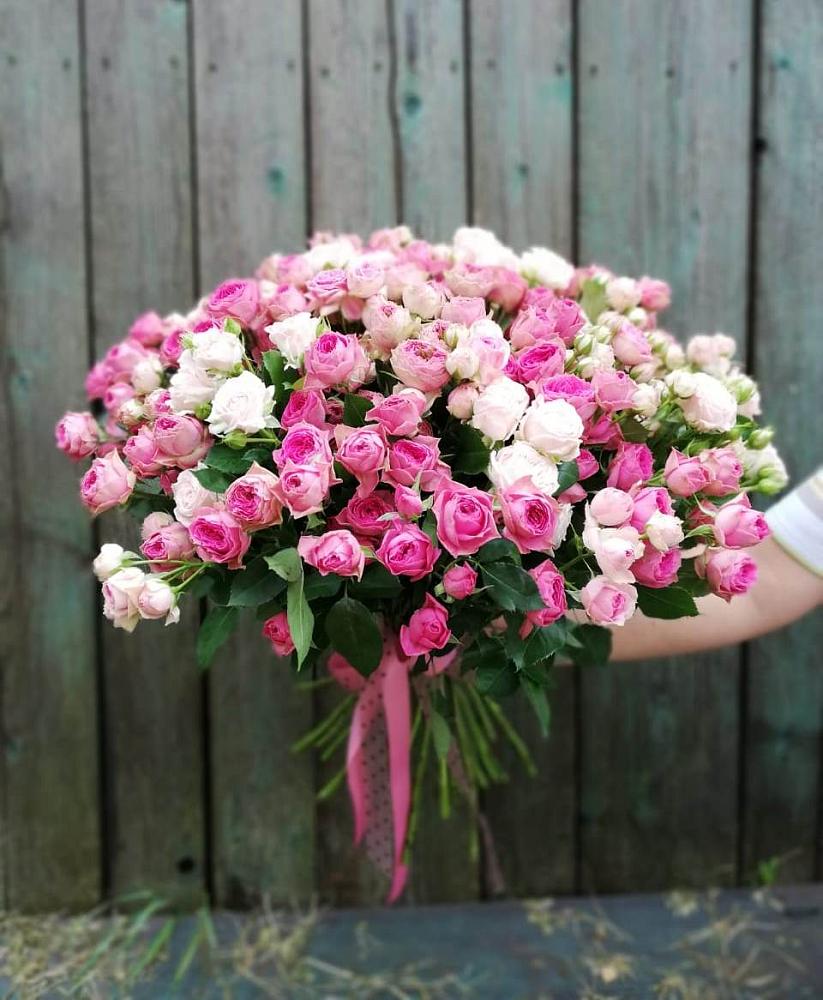 Букет Розовые кустовые розы Натали и Лав Лидия в Сосново Ленинградская область