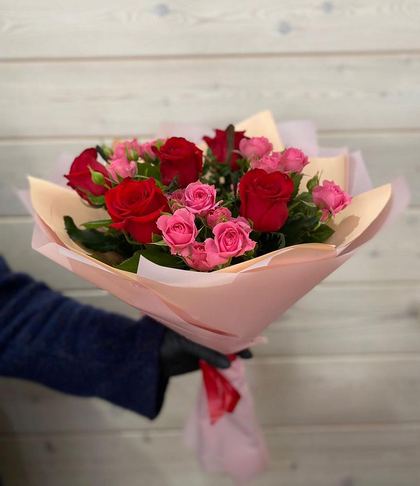 Букет цветов из: Розы в Сосново Ленинградская область