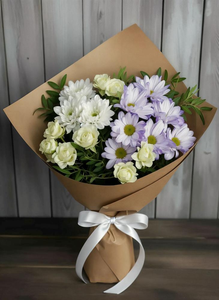 Букет цветов из: Хризантемы и Розы в Сосново Ленинградская область
